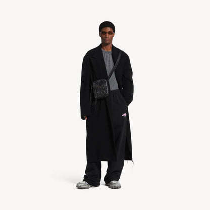 Men's Le City Vertical Crossbody Bag in Black