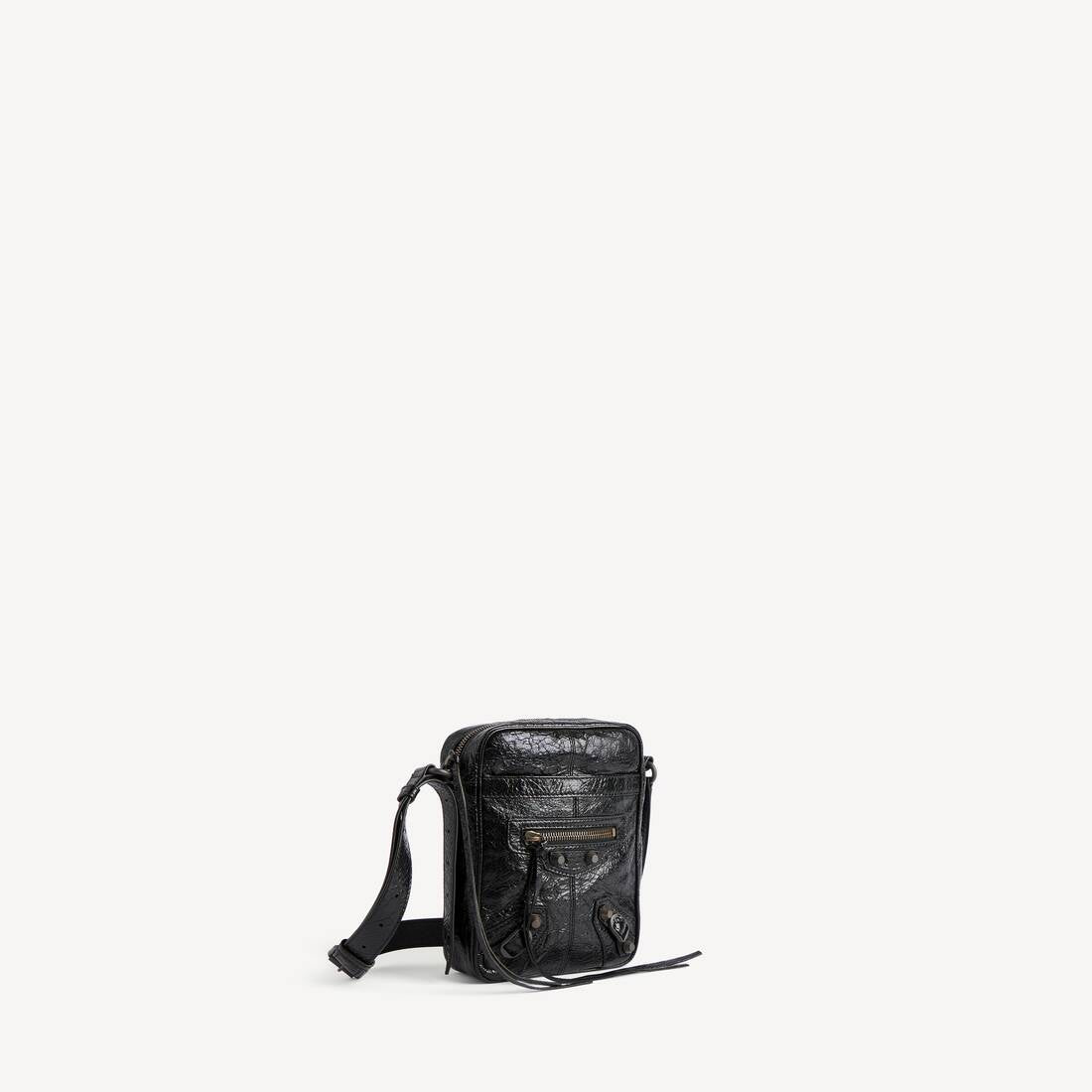 Men's Le City Vertical Crossbody Bag in Black