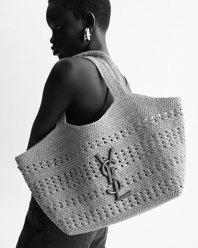ICARE medium in raffia