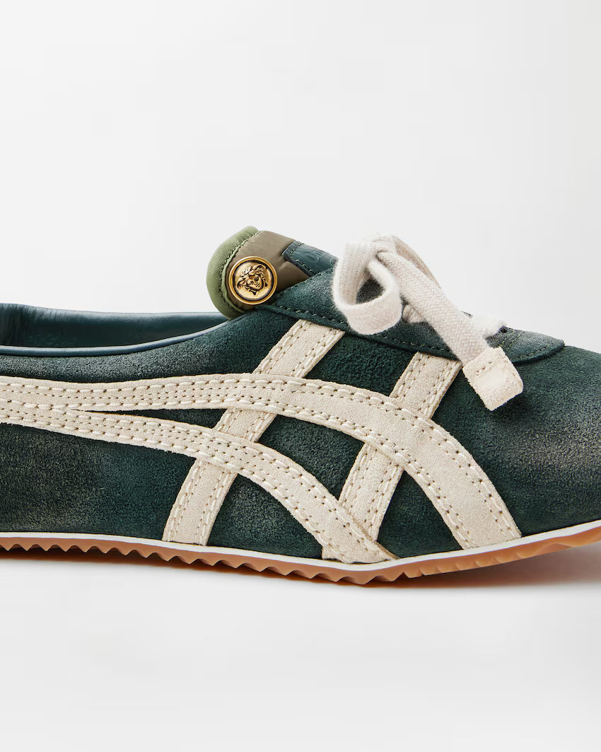 TAI-CHI Sakura Suede Sneakers
