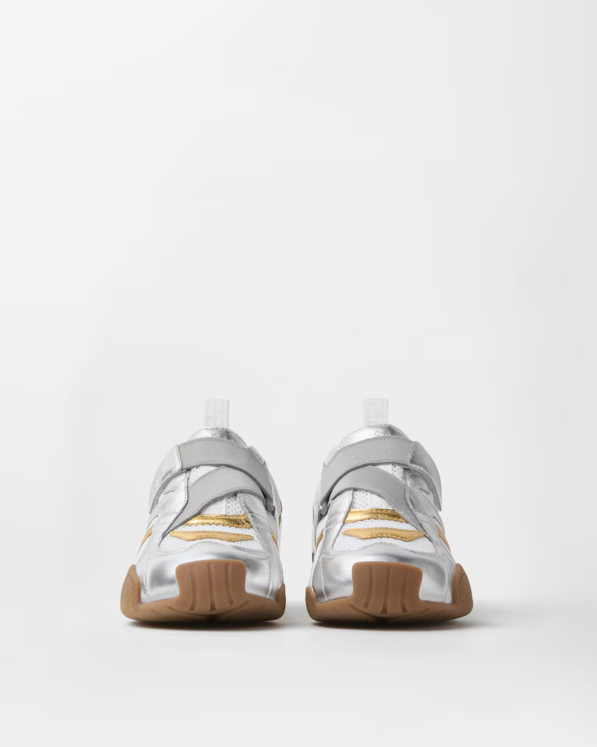 Galaxia Metallic Sneakers